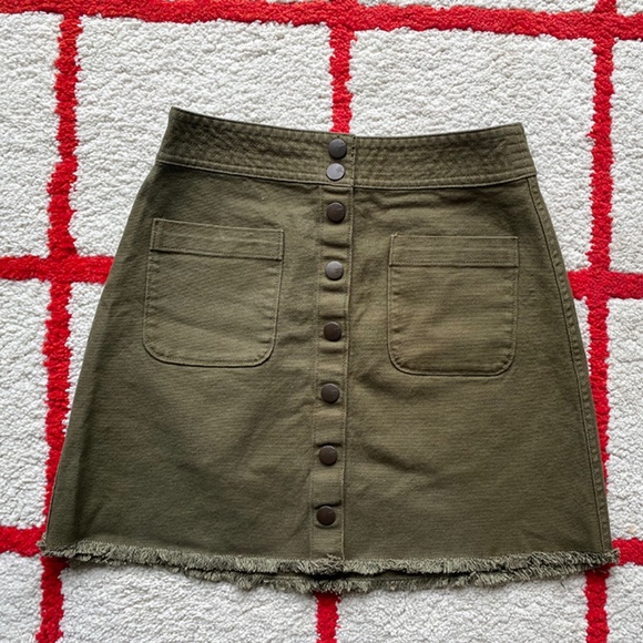 Maxwell Army Green Button Canvas Skirt - Picture 4 of 6